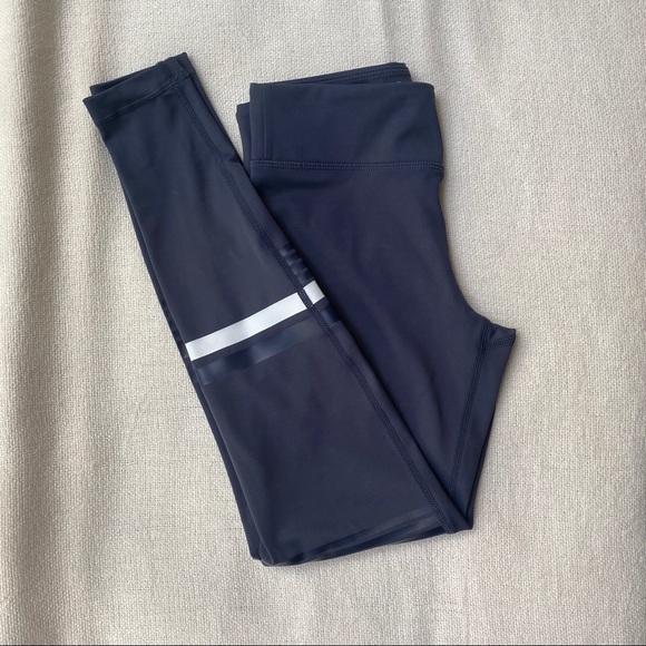 LILYBOD Coco Legging In Graphite - Picture 6 of 9